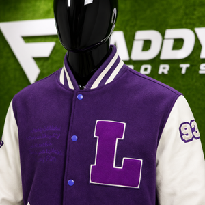 Veste universitaire violette personnalisée en gros, style vintage streetwear, patchwork, veste Letterman, veste bomber pour homme avec manches en simili cuir - Product Image 4