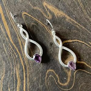 Pendientes de Gota de Amatista, Plata de Ley 925, Minimalistas, Ligeros (5.1g), Ajuste Cómodo - Product Image 2