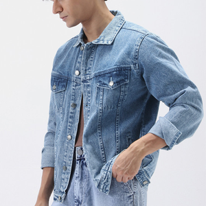 แจ็คเก็ตยีนส์ผู้ชาย OEM สไตล์ลำลอง เสื้อคลุมสำหรับฤดูใบไม้ร่วง แจ็คเก็ตยีนส์ติดกระดุม เสื้อโค้ทยีนส์โอเวอร์ไซส์สำหรับผู้ชาย แฟชั่นยีนส์ฟอกสีสไตล์ลำลอง - Product Image 3