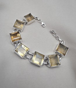 Pulsera con Dije de Citrino de Corte Cuadrado, Plata de Ley 925, Hecha a Mano, con Gema Natural, Joyería de Lujo para Mujer, Venta al Por Mayor - Product Image 1