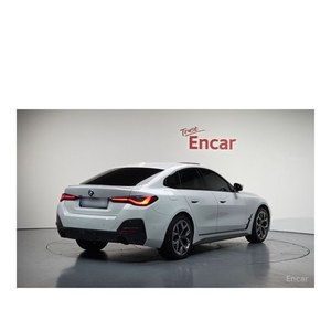 BMW Serie 4 420i M Sport Gran Coupé 2024/3, Volante a la Izquierda, Caja de Cambios Automática, Norma de Emisiones Euro V, 27.646 km, con Cámara Trasera - Product Image 2