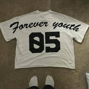 Fabricant en gros de t-shirts graphiques personnalisés avec strass - Product Image 2