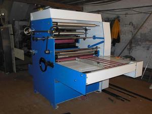 Machine à plastifier électrique semi-automatique avec moteur, largeur de rouleau de 24 pouces, plastifieuse de documents en métal pour bureau - Product Image 1