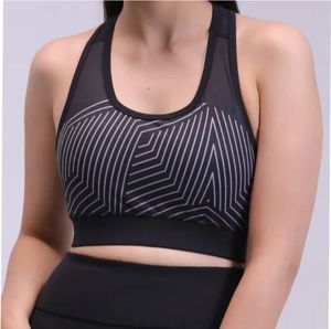 เสื้อชั้นในกีฬา OEM สำหรับผู้หญิง แบบมีฟองน้ำในตัว เสื้อครอปโยคะ เสื้อออกกำลังกาย เสื้อวิ่ง ผลิตในปากีสถาน เสื้อชั้นในกีฬาแบบสั่งทำ - Product Image 1