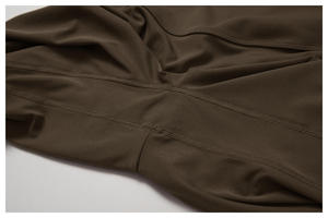 Ensemble de sport pour femme, haut court à manches longues à col carré et pantalon évasé, tenue de sport 2 pièces - Product Image 6