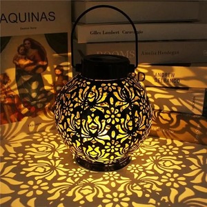 Farol de Jardín Decorativo de Metal y Vidrio con Luces LED, Farol de Mesa para Exteriores, para Patio, Balcón, Jardín, Camino - Product Image 3