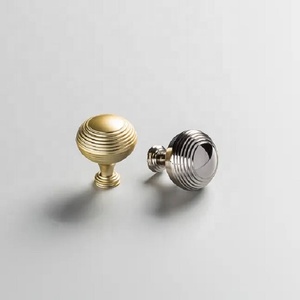 Poignées décoratives en laiton pour armoires, quincaillerie de meubles traditionnelle, finitions or, bronze et nickel, pour tiroirs, commodes et portes de placards - Product Image 3