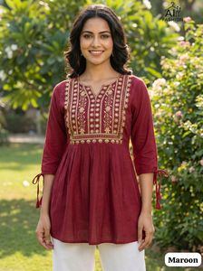 Haut court élégant pour femme en rayonne brodée, style occidental tendance, idéal pour les soirées, les sorties décontractées et les collections de mode. - Product Image 2