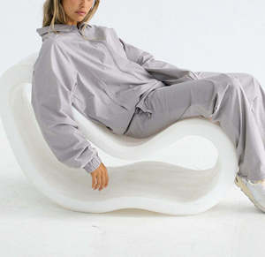 Survêtements coupe-vent en nylon de haute qualité, design personnalisé, couleur contrastée, pour femmes. - Product Image 4