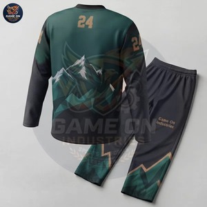 Ropa Deportiva con Estampado de Montaña, Ecológica, de Algodón y Bambú, Transpirable, Tejido de Alto Rendimiento Sublimado, Personalizado en Verde - Product Image 2