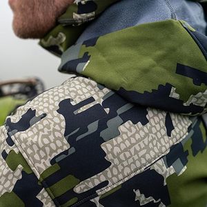 Veste à capuche Guide PRO - Veste de chasse résistante au vent, hydrofuge et softshell - Product Image 2