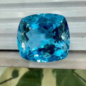 Topacio Azul Natural con Corte Cojín, Gema Suelta para Joyería Personalizada, Topacio Azul Genuino, Suministro de Gemas al por Mayor - Product Image 1