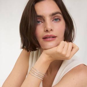 Mini Pulsera de Tenis con 2 Diamantes Corte Pera de 2 CTW en Oro Amarillo - Product Image 2