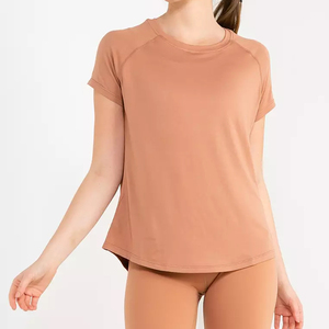 T-shirt pour femme, couleur unie, col rond, manches raglan, tricoté, respirant, manches courtes, coupe classique, décontracté, printemps-été, t-shirt de sport - Product Image 1