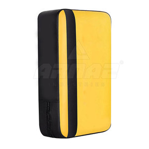 Bouclier de frappe sur mesure avec rembourrage épais pour l'entraînement sportif et les séances d'entraînement professionnelles - Product Image 2