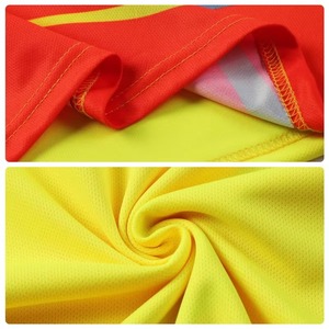 Conjunto Deportivo Personalizado al por Mayor, Camiseta de Fútbol de Cuello Alto de Calidad, Traje Deportivo de Manga Corta para Hombre, Secado Rápido - Product Image 3