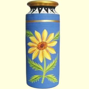 Vase à fleurs décoratif Art Déco en bois fait main - Product Image 1