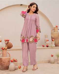 Conjunto de Dos Piezas de Algodón para Mujer, Colores Elegantes, Tela para Uso Diario y Laboral, al Mejor Precio al por Mayor - Product Image 2