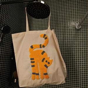 Colorful Chenille Embroidery Cotton Canvas <b>Tote</b> <b>Bag</b> Reusable Letter Patch Shoulder Handbag <b>For</b> Women Shopping Travel <b>School</b> Use - Product Image 6