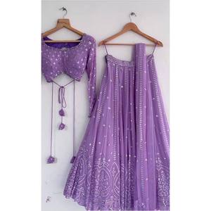 Lehenga Choli de soirée fait main, coupe trapèze, en tissu organza avec dentelle fantaisie, taille naturelle - Product Image 5