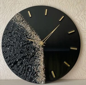 Horloge murale analogique en agate naturelle polie avec motif abstrait et géométrique, design d'art moderne pour la maison et le bureau - Product Image 2