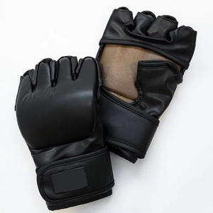 Gants de MMA demi-doigts en cuir noir mat respirants et légers pour l'entraînement, le sparring, le grappling, la boxe et le Muay Thai - Product Image 2