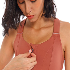 Soutien-gorge de sport pour femme avec logo personnalisé, couleur rouge, soutien-gorge de sport sans couture pour femme, soutien-gorge rembourré sans fil pour yoga, gym, fitness - Product Image 5