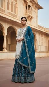 Ensemble Sharara élégant en soie Chinon avec broderie artisanale en pierres et sequins – Robe ethnique pour femmes, tenue de soirée - Product Image 5