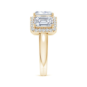 Anillo de compromiso y boda de lujo con tres piedras de diamante cultivado en laboratorio con corte esmeralda, detalles de diamantes, oro de 10K, 14K, 18K, plata 925, 935 - Product Image 3