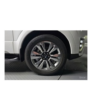 Kia Mohave 2022, Diésel 3.0, 4x4, 6 Plazas, Cuero, Caja de Cambios Automática, 21,260 km, Volante a la Izquierda - Product Image 5