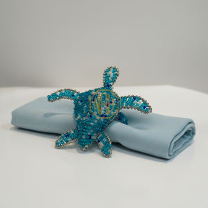 Anillo para Servilletas con Figura de Delfín en Metal Hecho a Mano, Diseño de Lujo con Cuentas Azul Verdoso y Azul para Bodas y Fiestas - Product Image 6
