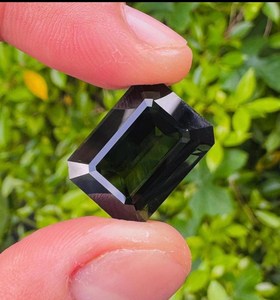 Turmalina verde oscuro natural, piedras sueltas para la fabricación de joyas, anillos, colgantes, pendientes, piedra de alta calidad - Product Image 4