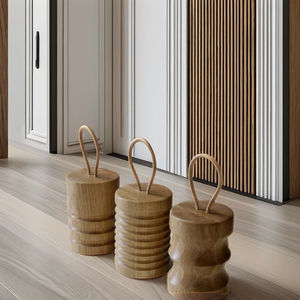 Butée de porte en bois de manguier de qualité supérieure Butée de porte en bois Butoirs de porte en bois décoratifs pour la décoration intérieure par God Grace Overseas - Product Image 5