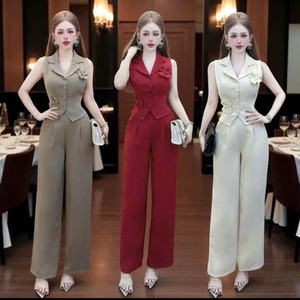 Ensemble deux pièces d'été pour femmes, vêtements confortables, mode naturelle, lavables, emballage personnalisé, fabriqué au Vietnam. - Product Image 2