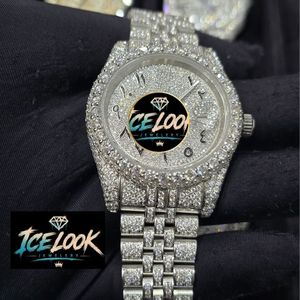 ICELOOK นาฬิกาข้อมือสตรีสแตนเลสสตีลหรูหรา 40 มม. หน้าปัดกลมคริสตัลแซฟไฟร์ อะนาล็อกควอตซ์ หน้าปัดเรืองแสง สายขนาด 20 มม. ตัวล็อคแบบพับได้ - Product Image 3