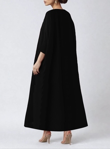 Elegante Kaftán Bordado de Dubái para Mujer, Kaftán con Cuello en V, Negro, Ropa Islámica Tradicional y Accesorios de Diseño - Product Image 5