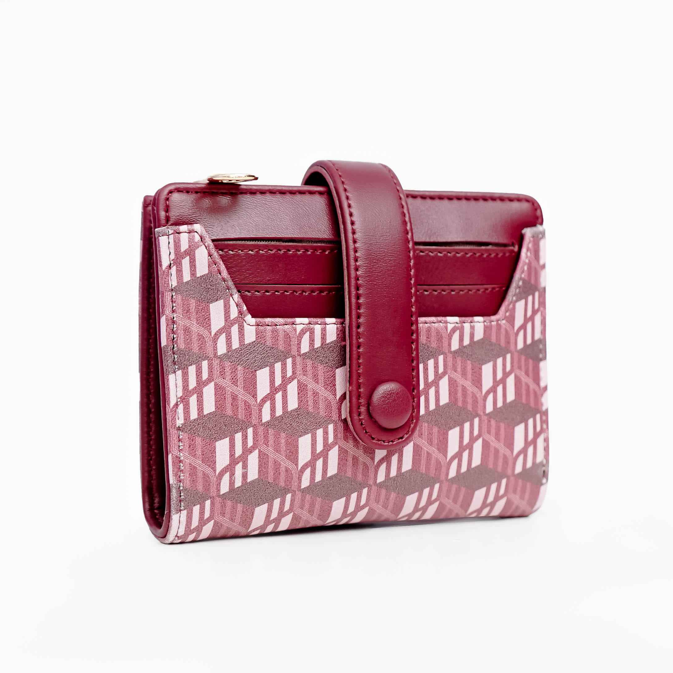 สีแดงเลือดหมู