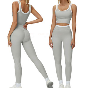 Ensemble de yoga pour femmes de qualité supérieure à prix abordable, 2 pièces, personnalisable, respirant, doux, matériau durable, design international - Product Image 1