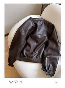 Chaqueta de Motociclista Corta para Mujer, de Cuero Vacuno Marrón, Estilo Vintage, Resistente al Viento, con Cuello Alto y Cierre de Cremallera - Product Image 2