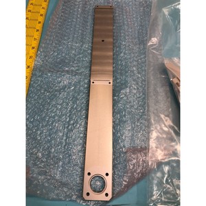 Hitachi 2-815801-F Arm, Load, Swing, 8" - อุปกรณ์และอะไหล่เซมิคอนดักเตอร์ระดับโลกที่เชื่อถือได้ - Product Image 3