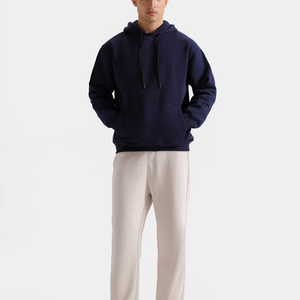 Sudadera con Capucha para Hombre de la Serie Signature Personalizada — 100% Algodón Pima Transpirable para Bordado de Precisión - Product Image 1