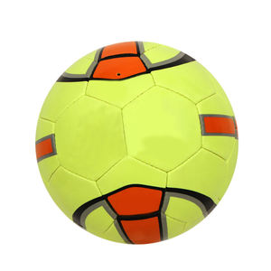 Balón de Fútbol de PVC, PU, TPU de Alta Calidad, Color y Logotipo Personalizables, Tamaño Oficial para Partidos y Entrenamientos, Hecho en Pakistán, Venta al Por Mayor - Product Image 2