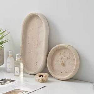 Plateau décoratif rond Zen pour organiser le bureau, design minimaliste fait main, plateau de service uni pour la présentation de bijoux - Product Image 2