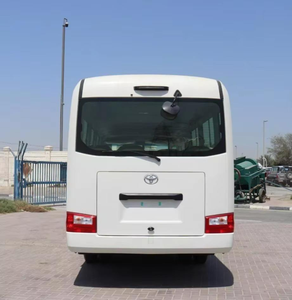Toyota Coaster 2017 – Autobús de Pasajeros Confiable para Transporte Comercial, Turismo y Uso Escolar - Product Image 5