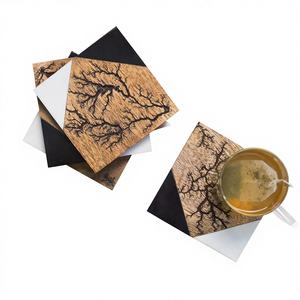 Sous-verres carrés en bois de haute qualité, noir et blanc, créatifs, pour restaurant, cuisine, salle à manger, bureau, lot de 4, écologiques - Product Image 1