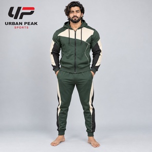 Chándal para Hombre de Alta Venta, Hecho con Tela Ligera, Ofrece un Ajuste Cómodo y Sensación Ligera, Chándal para Hombre para Fitness - Product Image 1