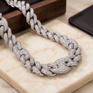 Cadena cubana de lujo con diamantes de moissanita, collar de plata 925, estilo hip hop, cadena con incrustaciones de diamantes, joyería para hombre, disponible para la venta. - Product Image 2