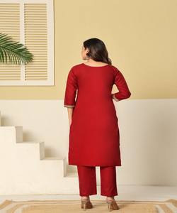 Ensemble Kurti tendance en coton slub avec broderie découpée et collée, haut, bas et dupatta, multicolore, séchage rapide, en stock, vêtement ethnique pour femmes - Product Image 4