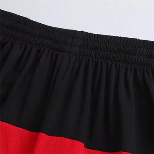 Conjunto de Uniforme de Baloncesto Unisex 100% Poliéster, Transpirable, Diseño Impreso, Color y Logotipo Personalizables, Sin Mangas - Product Image 4