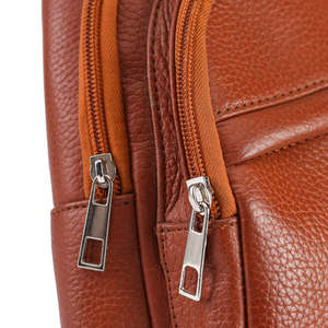 Bolso Bandolera de Piel Auténtica Hecho a Mano de Lujo para Mujer con Tres Bolsillos con Cremallera y Correa Ajustable Cómoda - Product Image 4